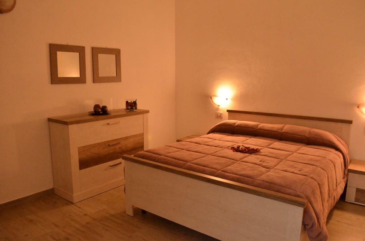 Appartamento Vacanza Da Luisa San Giovanni Suèrgiu Extérieur photo