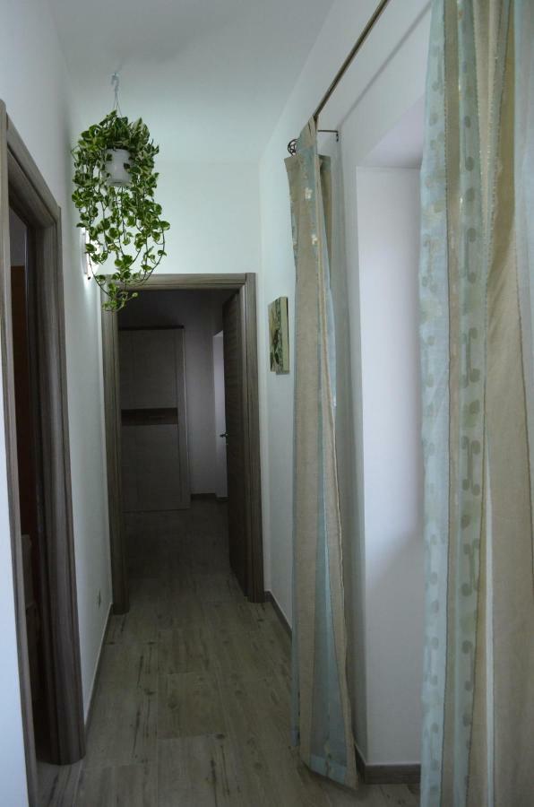 Appartamento Vacanza Da Luisa San Giovanni Suèrgiu Extérieur photo