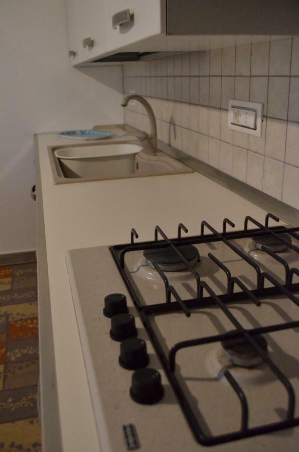 Appartamento Vacanza Da Luisa San Giovanni Suèrgiu Extérieur photo
